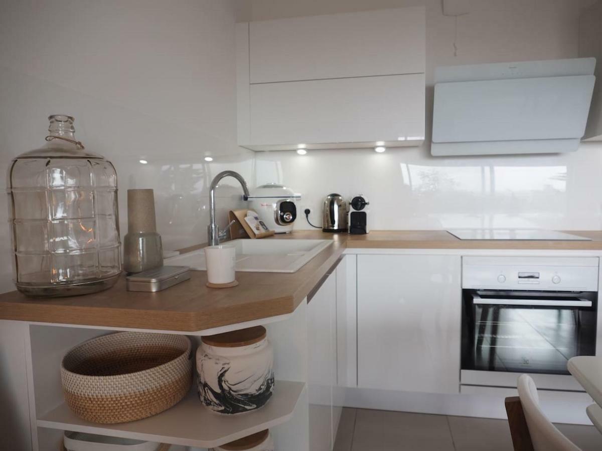 La Londe La Mer : Appartement Proche Plages & Vue Superbe Sur Les Iles D'Or Exterior foto